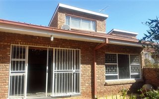 3 Bedroom Apartment in Potchefstroom Central