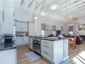 4 Bed House in Val de Vie