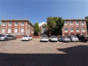 720 m² Commercial space in Erasmuskloof
