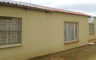 3 Bedroom House in Kanana