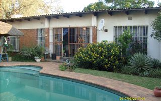 4 Bedroom House in Vanderbijlpark CE5