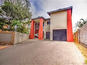 4 Bed House in Glen Eagles Estate
