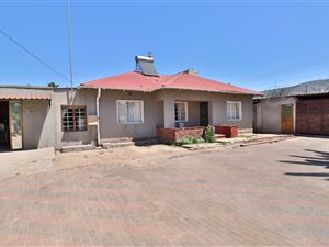 3 Bed House in Dal Josafat