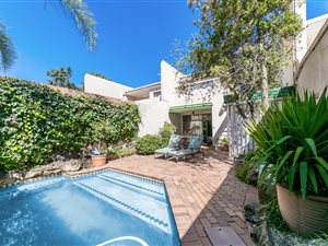 3 Bed Duplex in Illovo