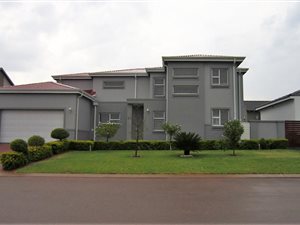 4 Bed House in Midstream Hill