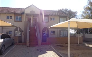 2 Bedroom Townhouse in Rewlatch