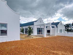 4 Bed House in Croydon Vineyard Estate