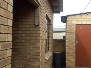 5 Bed House in Ebony Park