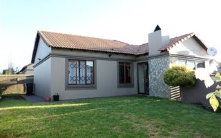 2 Bedroom Cluster in Willow Park Manor
