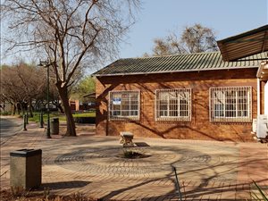 212 m² Commercial space in Founders Hill