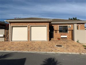 3 Bed Townhouse in Sonstraal East