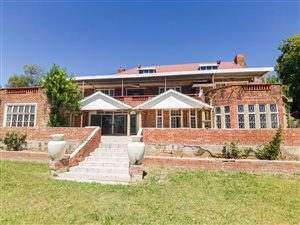 6 Bed House in Wilgenhof