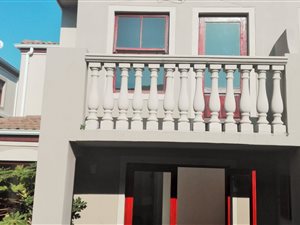 3 Bed Townhouse in Parklands