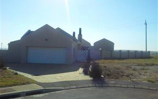 4 Bedroom House in Darling