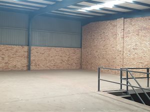 377 m² Commercial space in Ormonde