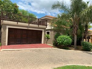 4 Bedroom House in Halfway Gardens