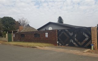 3 Bedroom House in Sophiatown