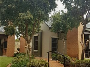 Bachelor apartment in Retire at Midstream