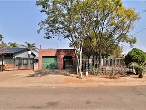 3 Bed House in Jan Niemand Park