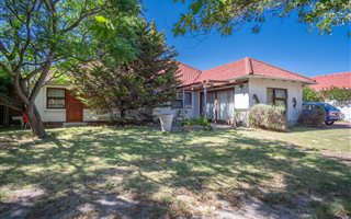4 Bedroom House in Pinelands