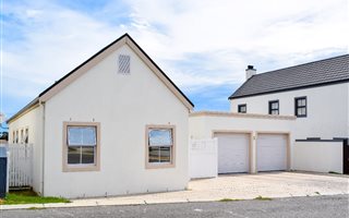 3 Bedroom House in Dennegeur