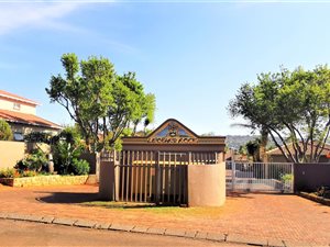 3 Bed Cluster in Allens Nek