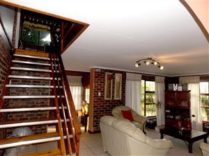 5 Bed House in Loerie Park