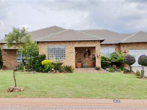 4 Bed Cluster in Honingklip AH