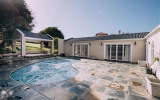 4 Bedroom House in Constantia Upper