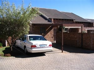 2 Bed Townhouse in Allens Nek