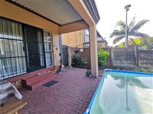 3 Bed Duplex in Arboretum