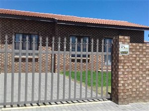 2 Bed Townhouse in Ermelo