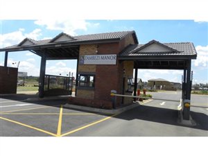 3 Bed House in Zambezi Manor Estate