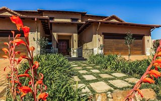 3 Bedroom House in Ebotse Estate