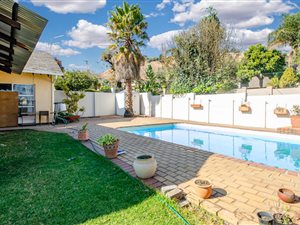 4 Bed House in Sunnyrock