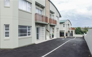 2 Bedroom Apartment in Red Hill