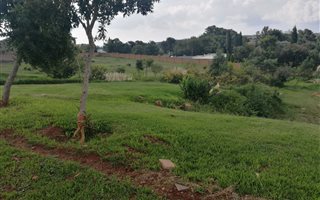1047 m² Land available in Protea Ridge