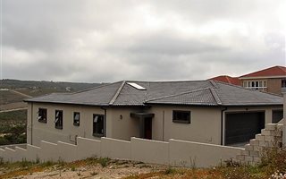 3 Bedroom House in Seemeeu Park