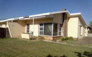3 Bedroom House in Klipdam
