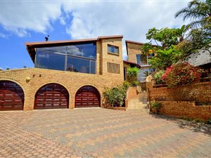 5 Bed House in Roodekrans