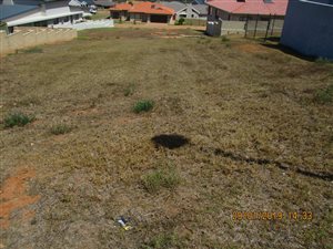 600 m² Land available in Monte Christo