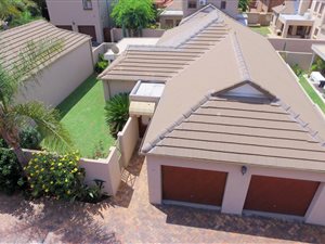 3 Bed Townhouse in Centurion Golf Estate