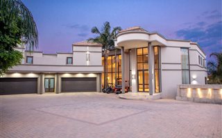 4 Bedroom House in Woodhill