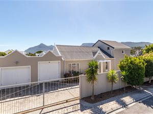 3 Bed House in Milkwood Park