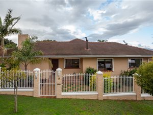 4 Bed House in Courtrai