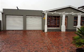 3 Bedroom House in Mountview