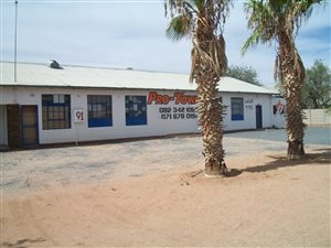 382 m² Commercial space in Laboria
