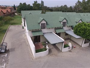 2 Bed Duplex in Halfway Gardens