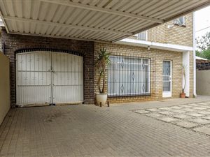 4 Bedroom Townhouse in Windsor West