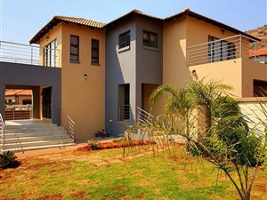 3 Bed House in Ninapark